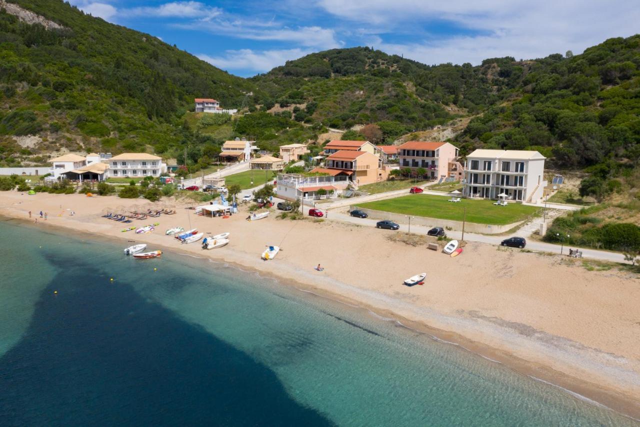 Armikes Beachfront Сasa de vacaciones Afión