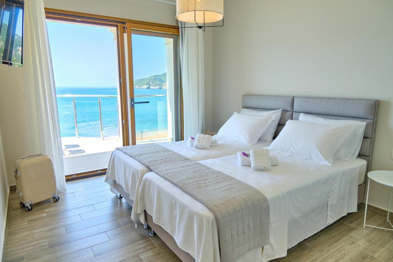 Armikes Beachfront * Afión
